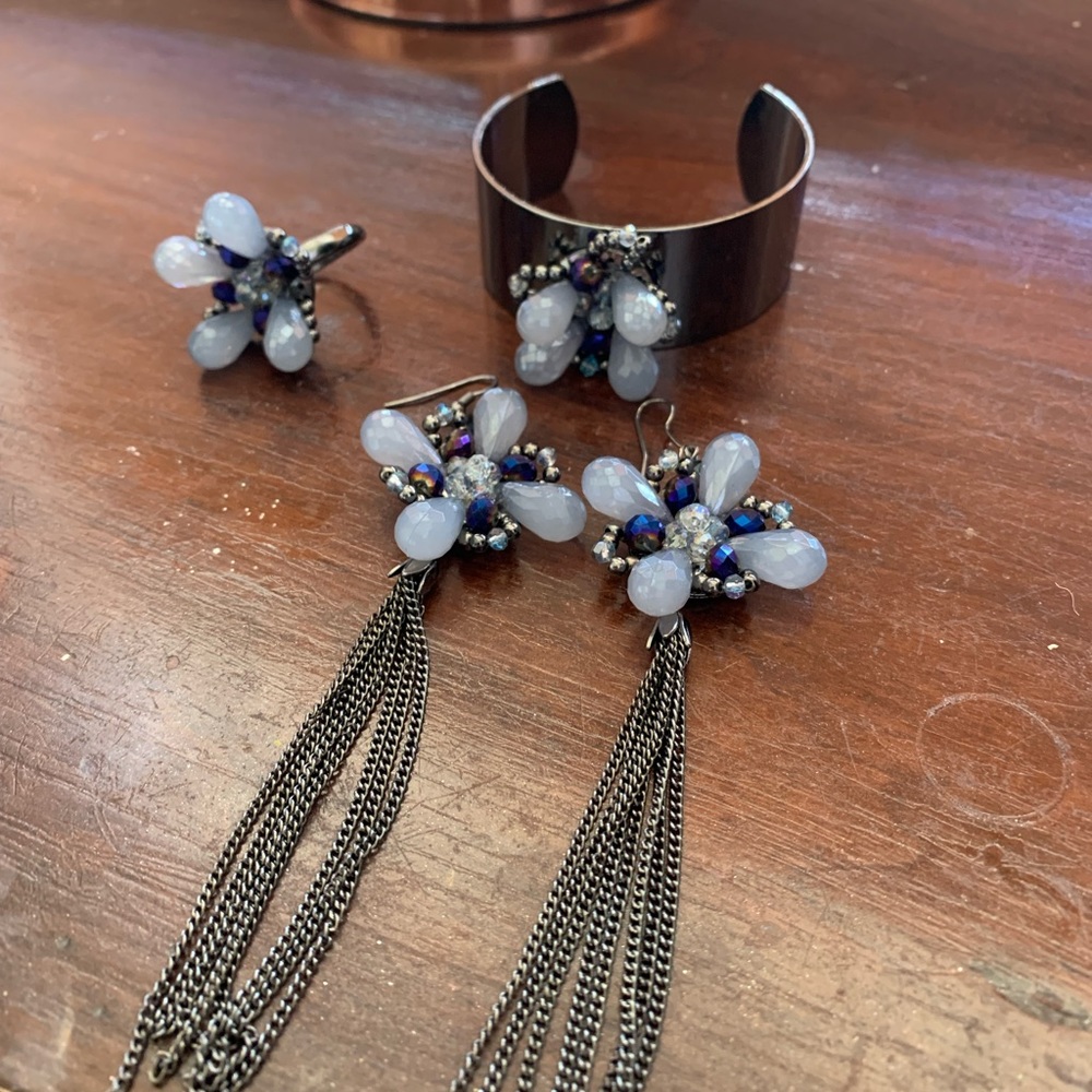 Beautiful earrings , bracelet and ring set
